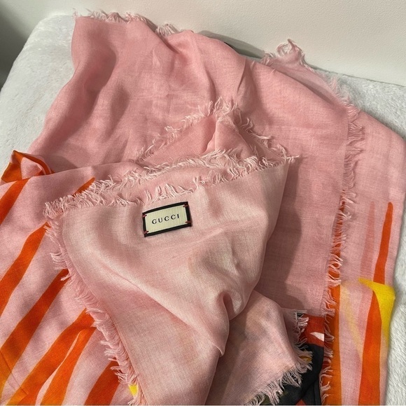 Pink gucci silk scarf/ tapestry - Picture 7 of 7